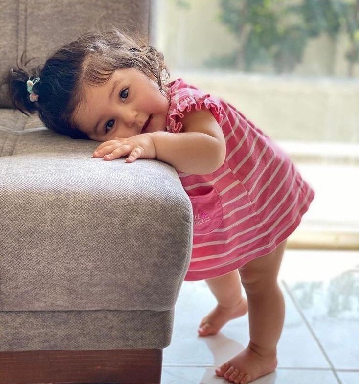 सुबह हो गई है और कोई meko Good Morning नहीं बोला .....🐣