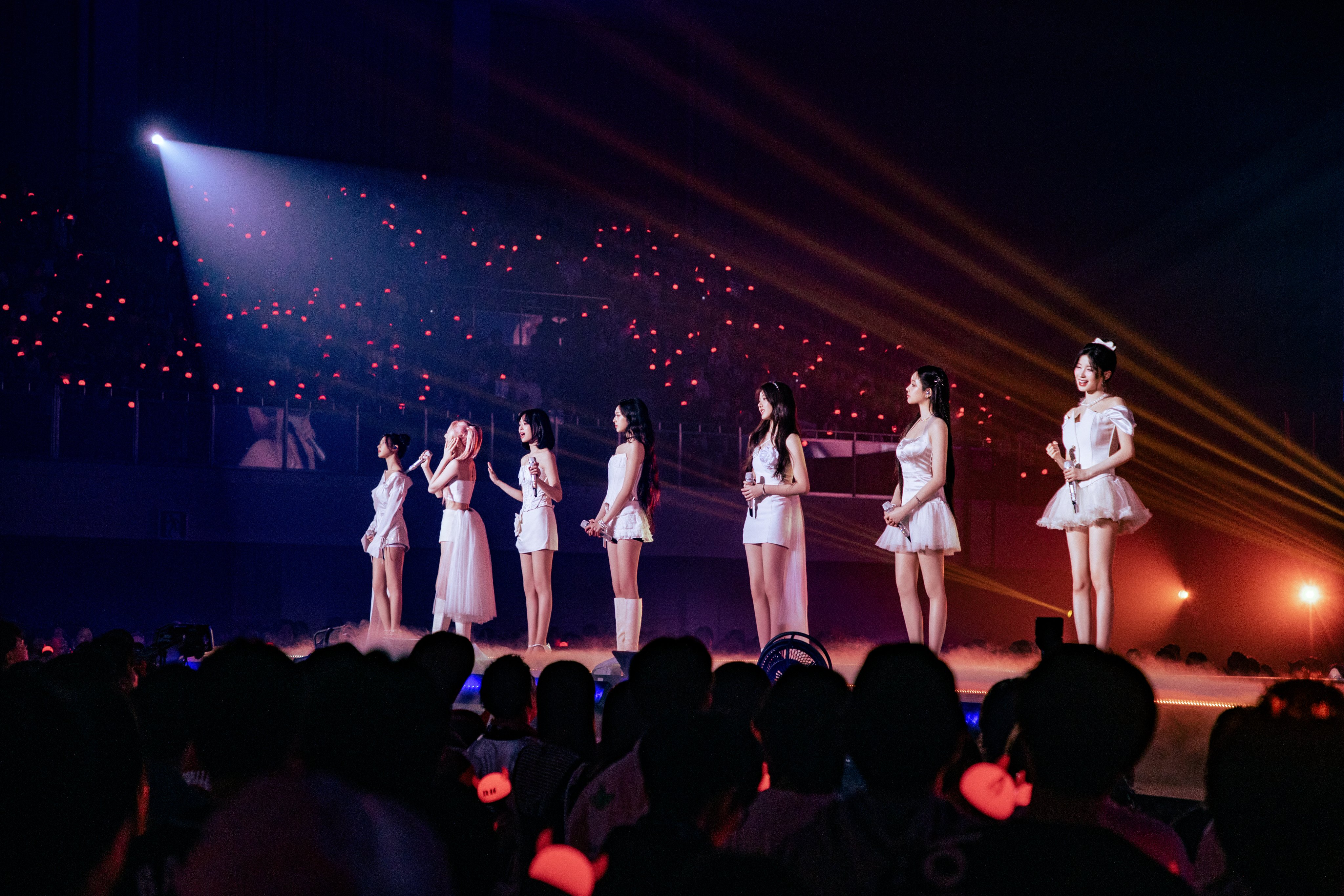 GpCKmulbkAAI3A3?format=jpg&name=4096x4096