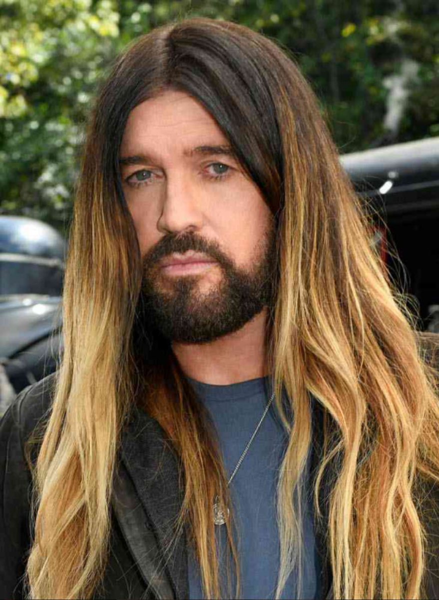 barfmeout's tweet photo. Ready to discuss his mermaid hair and injectable routine at a moment's notice just someone somewhere say the word https://t.co/8dLNxe3asv