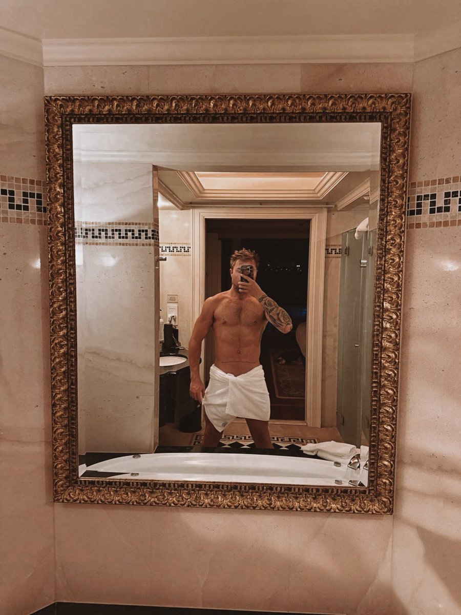 confidence isn’t cocky when you back it up. #GayTwitter