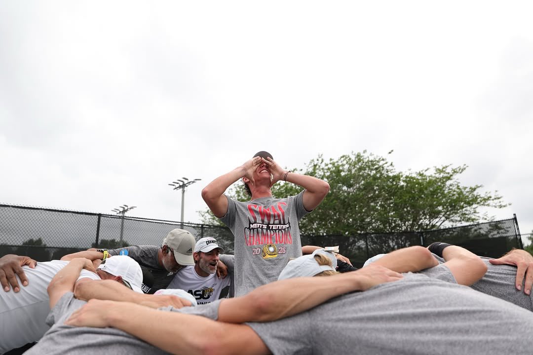 theswac's tweet photo. 𝙎𝙒𝘼𝘾 𝘾𝙝𝙖𝙢𝙥𝙨 🏆

Congratulations to Alabama State on winning the 2025 SWAC Men’s Tennis Championship! 

#SWACMTEN | #BuildingChampionsForLife https://t.co/rsZcOtS7VC