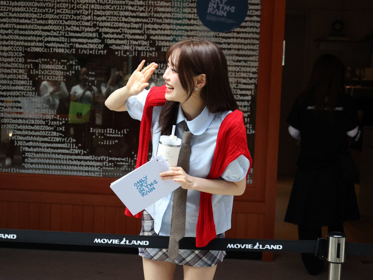 250421 성수 무비랜드
지우 뮤비 비하인드

#CHUU #츄 
#Onlycryintherain
#ATRP #이달의소녀 #LOONA 
#10번째소녀 #161.3
#김지우 #청주의딸 #갱얼쥐