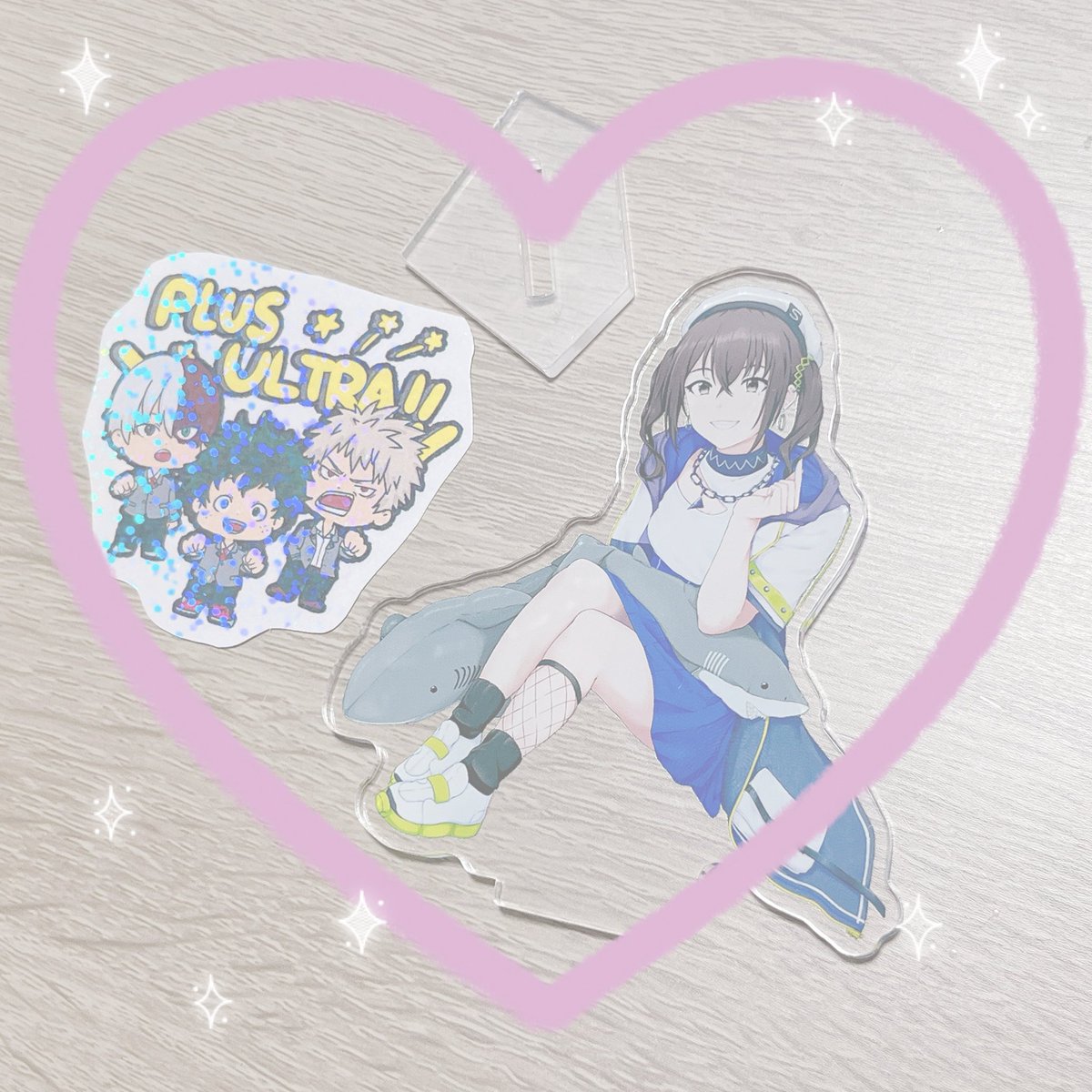 お願いしてた衣装受け取りました~💕
クオリティ凄すぎて、すごいしか言えない…🥹
試着したけどめちゃめちゃテンション上がった🥰(スナップボタンの存在忘れてた)

アクセと靴下まだ作ってないからそこだけそろそろ作る！
早く撮影の予定入れたい🫶🏻🫶🏻