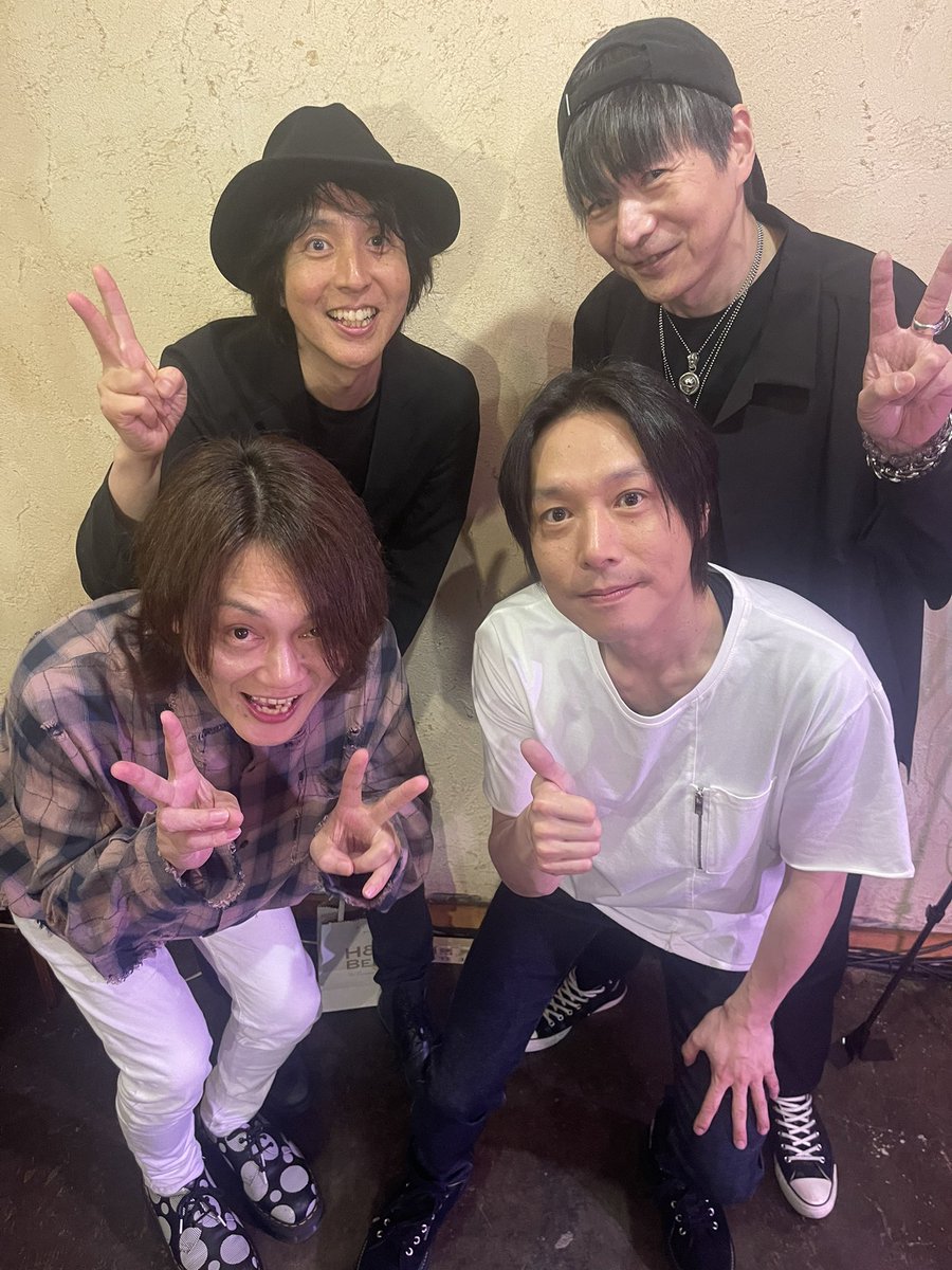 takeshiyoshioka's tweet photo. 昨日は
吉岡毅志with GROTTZ BAND 
〜2025 FIRST ACOUSTIC〜

ご来場、ご視聴くださった皆様、本当にありがとうございました😊👍✨

アコースティックは緊張感ありますが、とにかく楽しかった‼️✨

朝井さん、PANTHERさん、典ニさん、ありがとうございました✨✨✨

笑い堪えるのキツかったwww😂 https://t.co/X6Ko82pG7Y