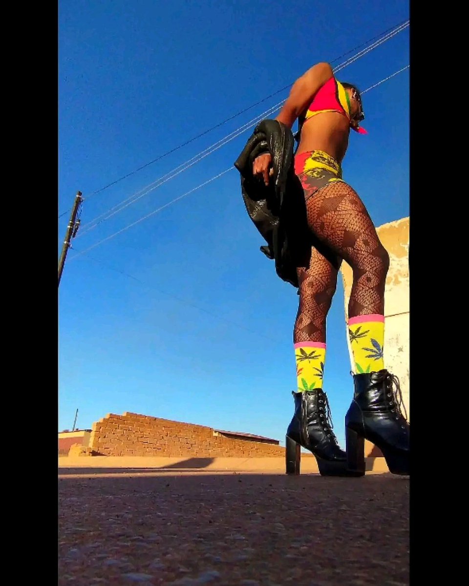 Lamayne2's tweet photo. #jahrastafari
#LaCasaDeLosFamososCol 
#ENCHELLA #Coachella2025 #JENCHELLA2025 #ENHYPEN #finebody #fypシviral #fypシ゚viral #fypviral #fyp #pov #fyppppppppppppppppppppppp #grwm https://t.co/KalrSjHxBV