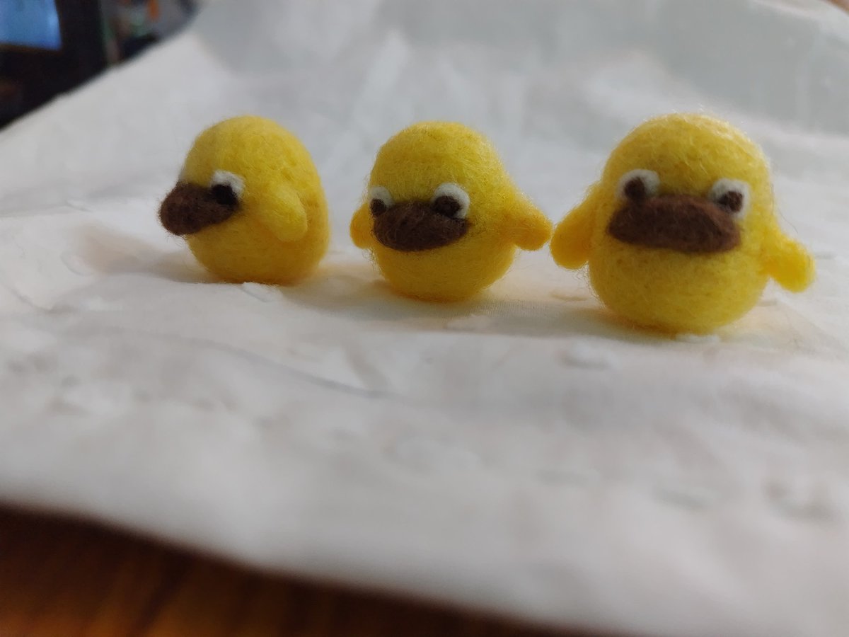 comcafe2019's tweet photo. かわいいひよこのマスコットです🐤

#羊毛フェルト作品 
#マスコット 
#ひよこ 
#こみっとプレイス https://t.co/oSetAkZbbQ