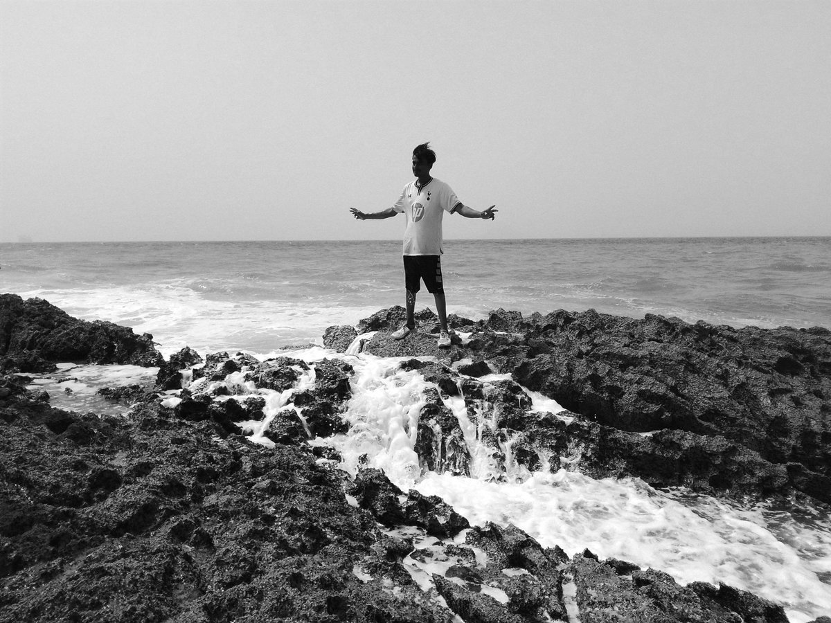 Gm ☀️
Happy Monday Friend's ❤️

Freedom "
10 Tezos 

objkt.com/tokens/KT1EmUR…