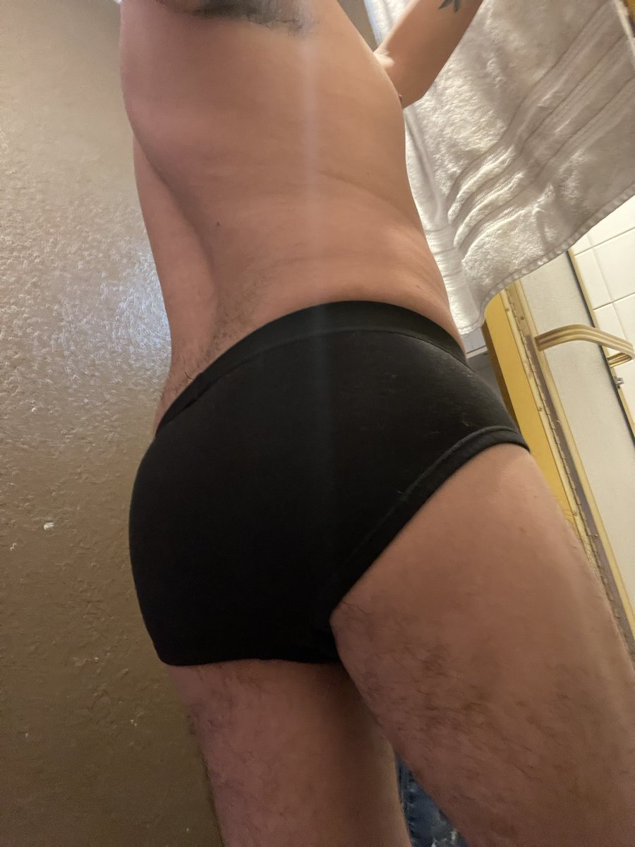 Que color son sus calzones hoy ?