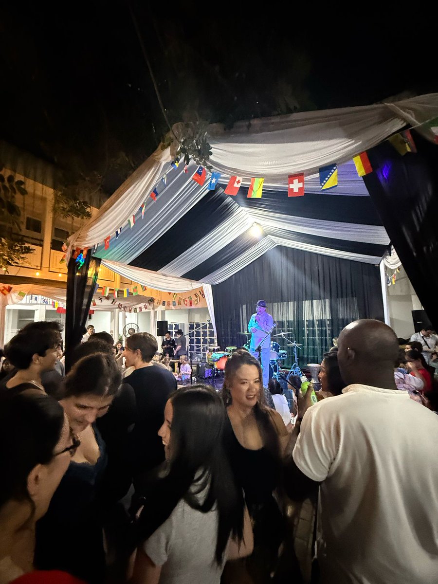 🇲🇳 Олон улсын соёлын өдөрлөгт оролцов
🇬🇧 Mongolia at Multicultural Day
facebook.com/share/p/15QPU8…