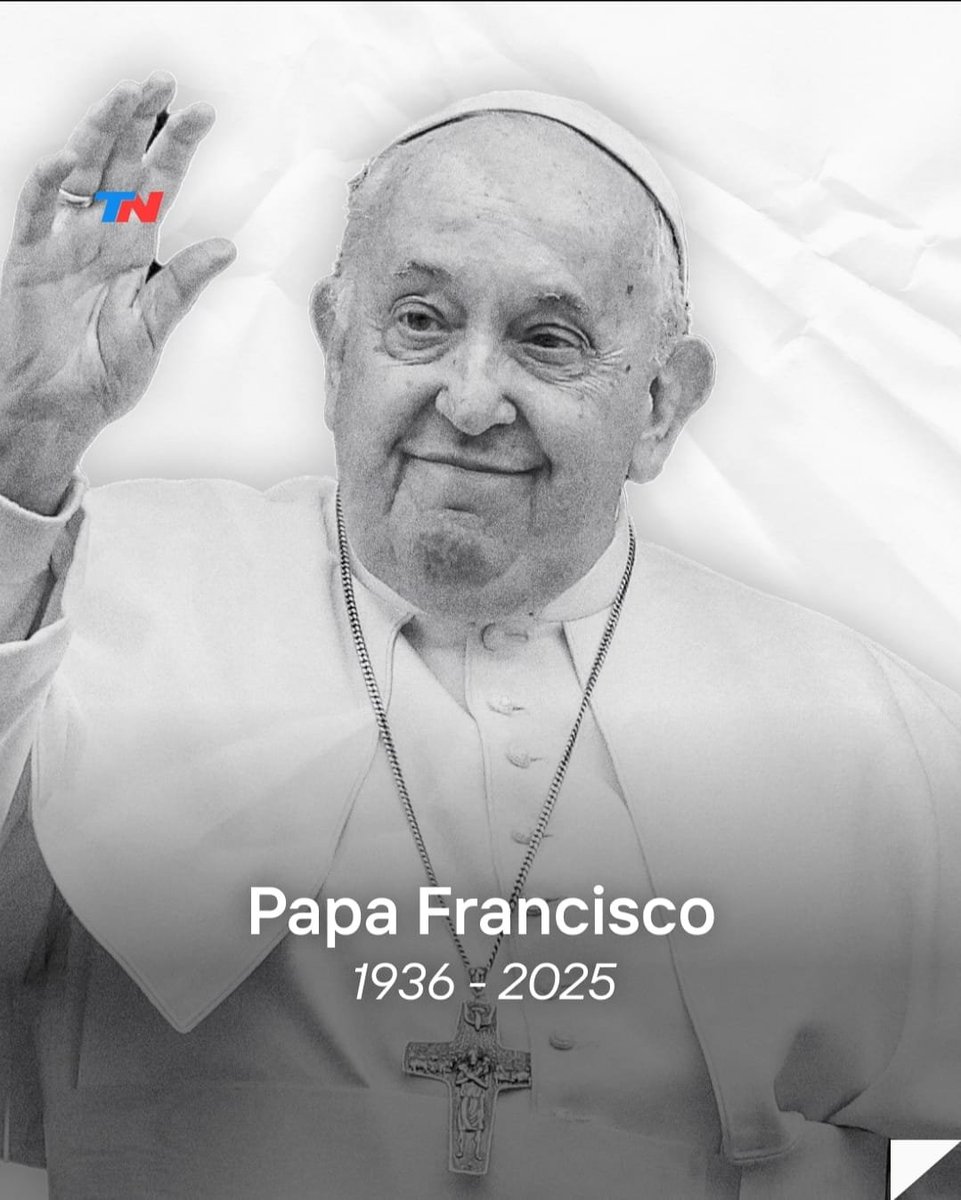 todonoticias's tweet photo. Murió el papa Francisco a los 88 años. https://t.co/iSYxUCIOp7 https://t.co/z8Phdxj58Z