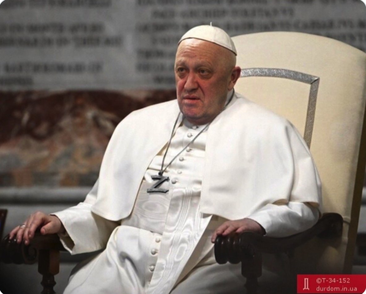 Cela me rappelle la célèbre prophétie de Prigojine⬇️
"Pâques au balcon, lundi disparition."