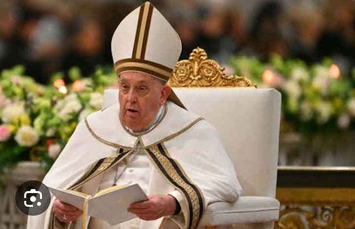 TitusJjemba's tweet photo. Vatican announces the death of Popo Francis I. @bbstvug @carholic_dxs @RubagaCathedral https://t.co/SWGJeaiayD