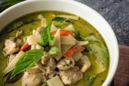 BlarneyStoneBkk's tweet photo. 🇹🇭 Tasty and fresh Thai food available from our a la carte menu from 8am, last orders 11.30pm, 7 days a week! 

🍺 Chang Pints only 99 Baht, all day, everyday!

#restaurant 
#bar 
#pub https://t.co/nPov4WM36B