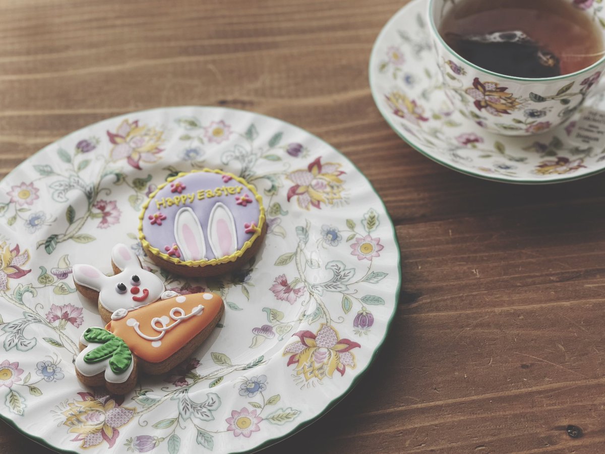 1日遅れのHappy Easter🐰🐰🐰
可愛いアイシングクッキーみっけ♡
caramel🍂 #ダマンフレール