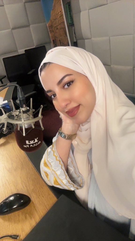 مضى الكثيييييير من الوقت على تواجدي هنا🫢
كيف أصبحتم🤍🌞!