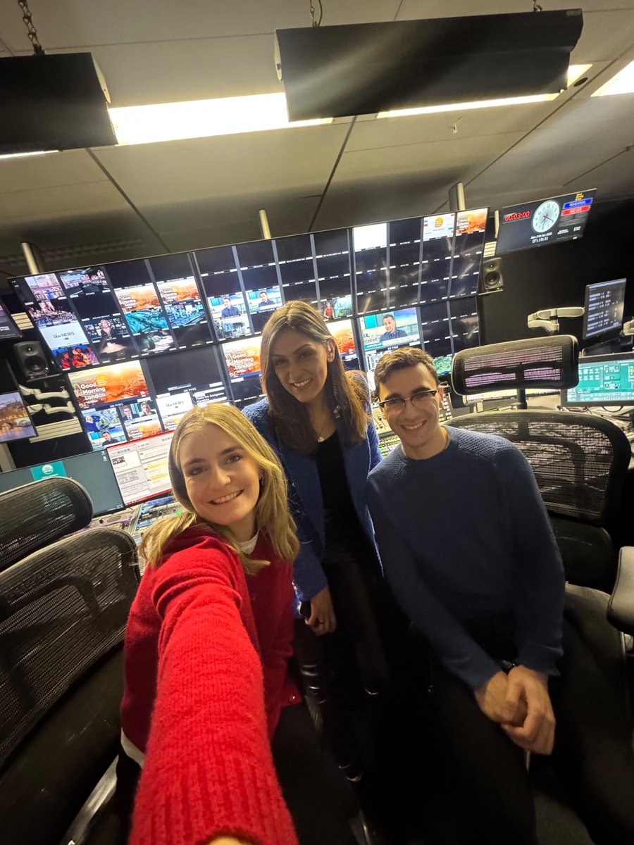 Happy Easter Monday from London’s GMB dream team x
