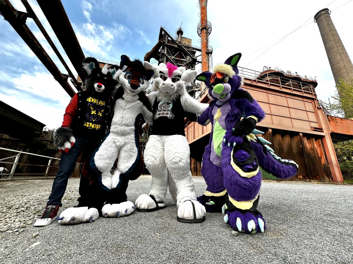 Nylla (@nyllaphotos) on Twitter photo And mandatory group pic!
Location is Landschaftpark in Duisburg.
Fun fact, they filmed hunger games 2 here!
Featuring <a href="/IceMintje/">Ice_Mintje❄🌿</a>, <a href="/bluehuskfurry/">Bluehusk</a>, <a href="/RoduskB/">Rodusk</a>
Mine by <a href="/MoreFurLess/">More Fur Less</a>, I don’t know the others 😅 And mandatory group pic!
Location is Landschaftpark in Duisburg.
Fun fact, they filmed hunger games 2 here!
Featuring <a href="/IceMintje/">Ice_Mintje❄🌿</a>, <a href="/bluehuskfurry/">Bluehusk</a>, <a href="/RoduskB/">Rodusk</a>
Mine by <a href="/MoreFurLess/">More Fur Less</a>, I don’t know the others 😅