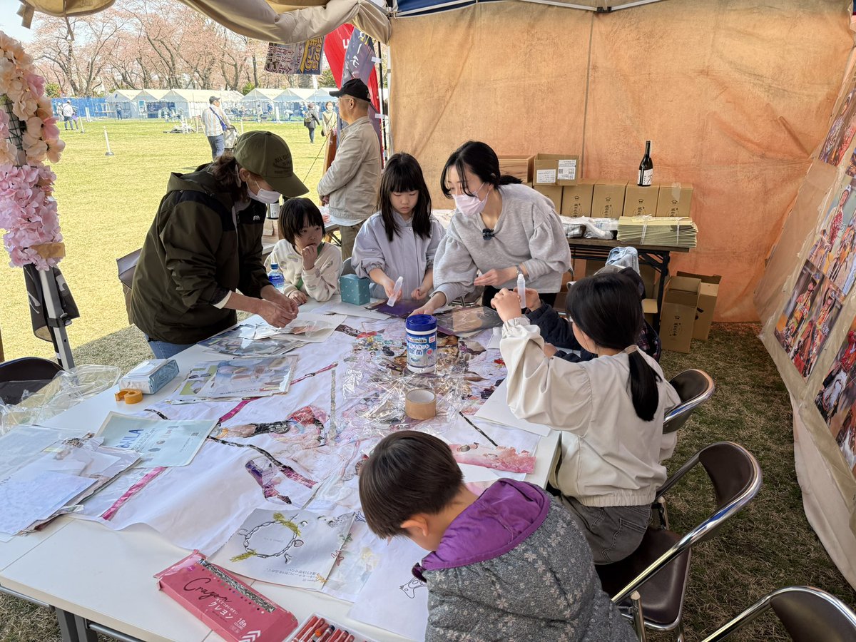 FutureG2019's tweet photo. 🌸桜流鏑馬活動内容🌸
🔹顔出しパネル制作
🔹ホースビーズストラップ制作コーナー
🔹馬みくじ
🔹流鏑馬選手ブロマイド販売

ご協力頂いた皆様、ありがとうございました😉✨

#桜流鏑馬 #桜 #桜祭り #大阪関西万博 #スポーツ流鏑馬  #青森県 #十和田市 #観光 #イベント #学習塾 #教育 https://t.co/2wmE5V6DUK