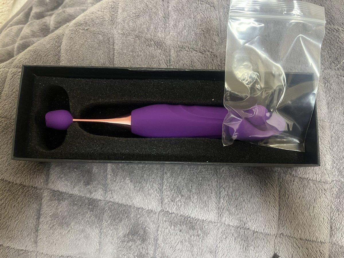 <a href="/falconemariapia/">Miya🌈--💞アダルトグッズ専門店🔞</a> さんからいただいちゃいました✨

振動のパターン色々あって男の人でも楽しめちゃう☺️

ありがとうございました！