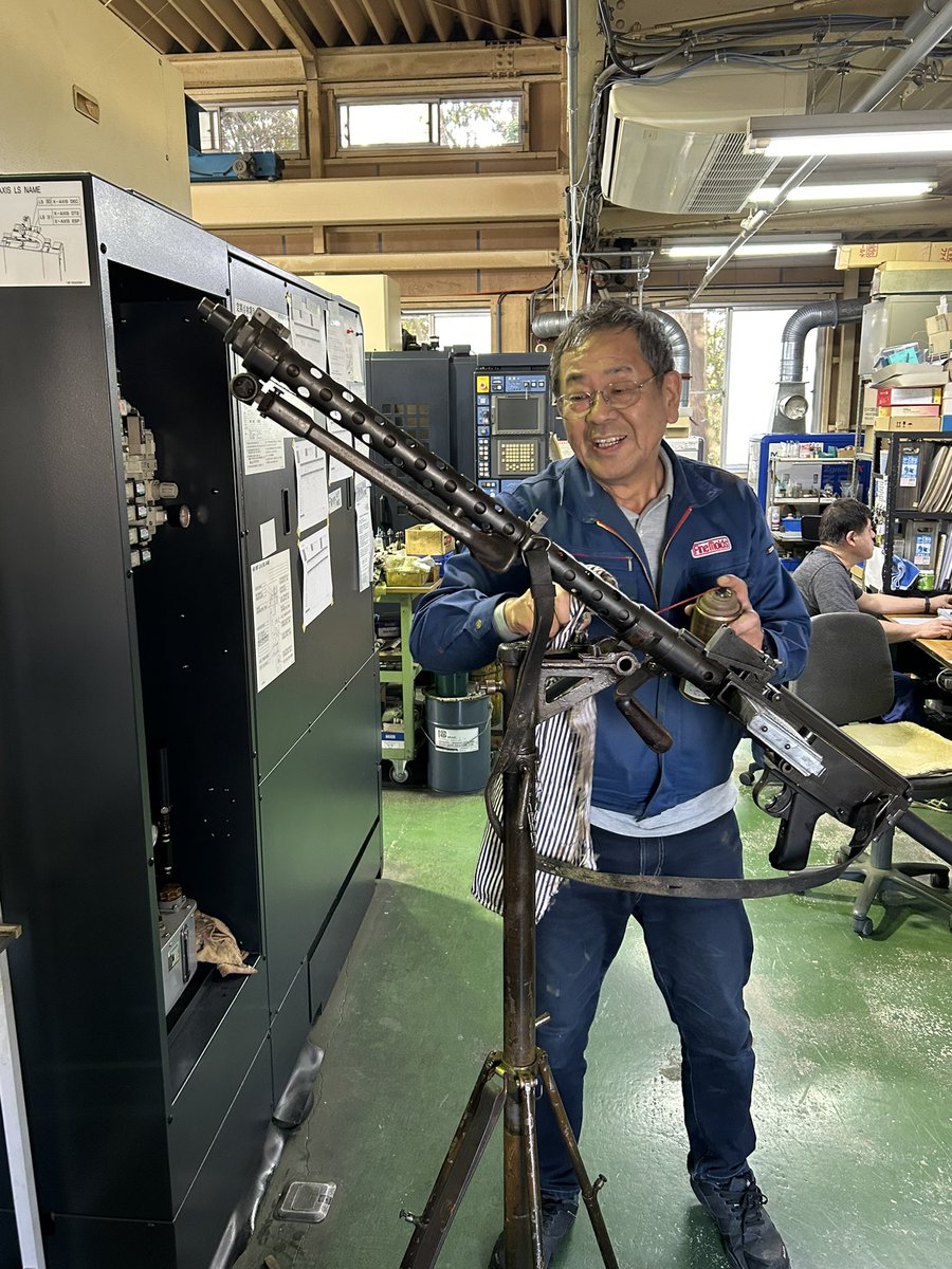 finemolds_t's tweet photo. 我が社の対空兵装が強化されました!! https://t.co/LxRulq2IL9