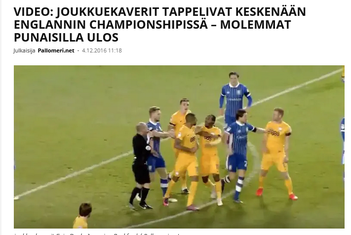 Miksei tästä kuuluisi jäähyä?

Jalkapallon puolella värillä ei väliä.