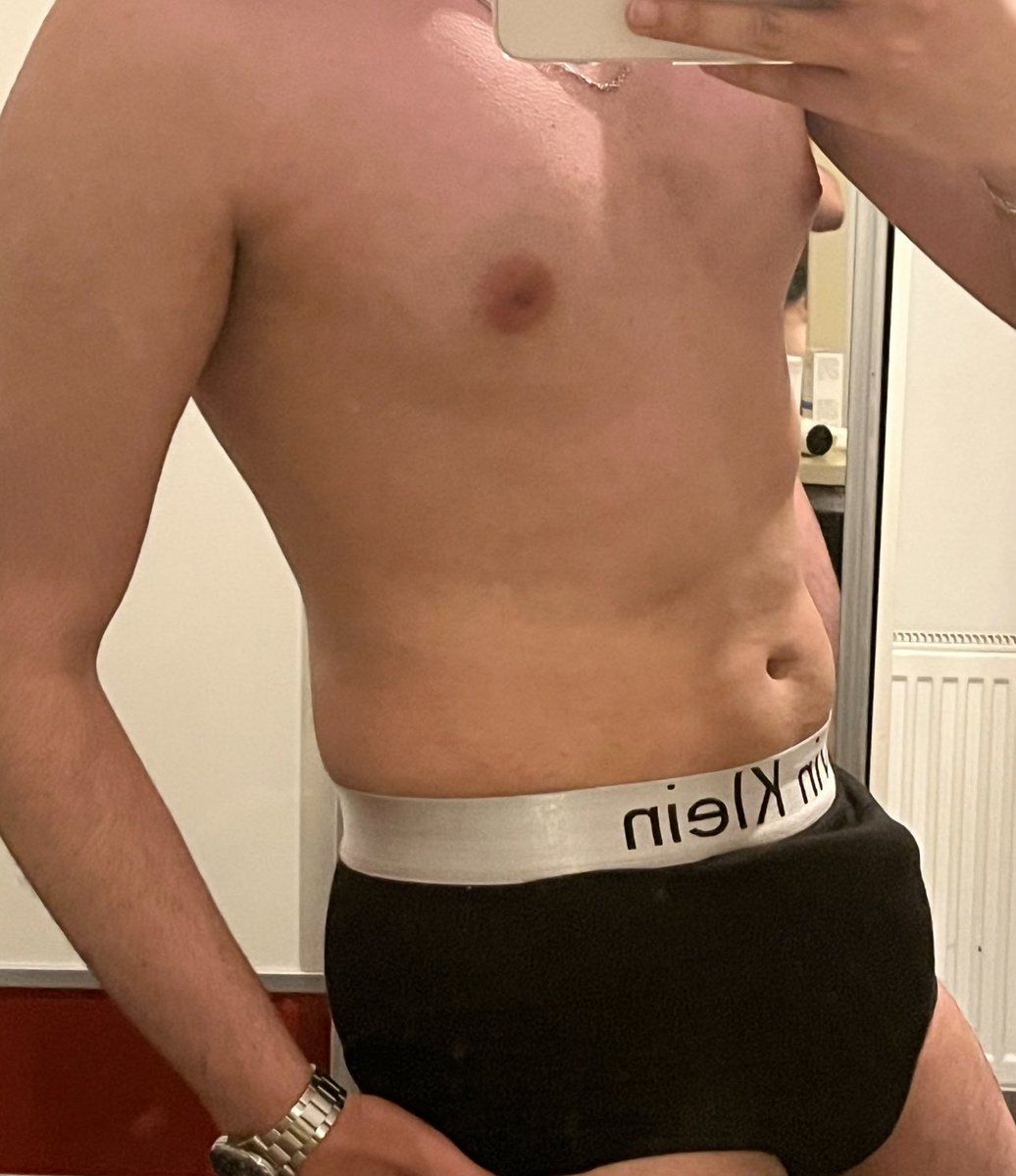 29 yaşında deneyimli,saygın,kültürlü,fit,sporcu...Tek Erkeğim

Eşlerin fantazilerine ortak oluyorum.

Hijyen ve temizlik değişmez önceliğim.

Cuckold fantazisinin ne olduğunu gerçekten bilen ve buna göre davranan kişilerle görüşüyorum
#evliçiftler #tekerkek #cuckoldçiftler