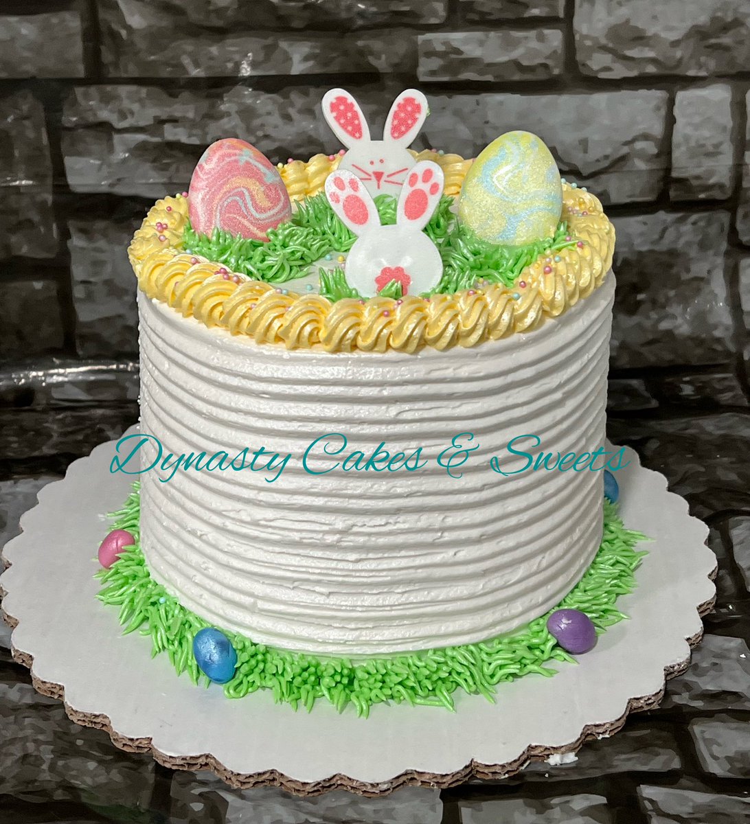 DynastyCakes77's tweet photo. Thank you for all your easter orders! 🥰 #dynastycakesandsweets #eastercakes #easterbaskets #eastercookies https://t.co/AjSeB09mRh