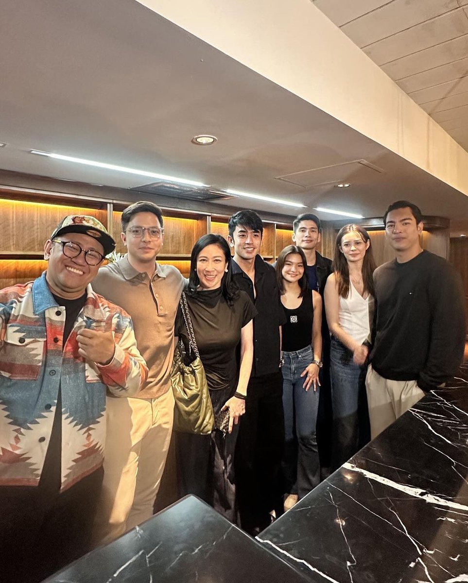 Alden Richards has showed his support on David Licauco’s newest movie “Samahan ng mga Makasalanan" by holding a block screening.

On social media, Sparkle shared snaps from the special block screening attended by David and fellow cast members Betong Sumaya, Jade Tecson and Jay