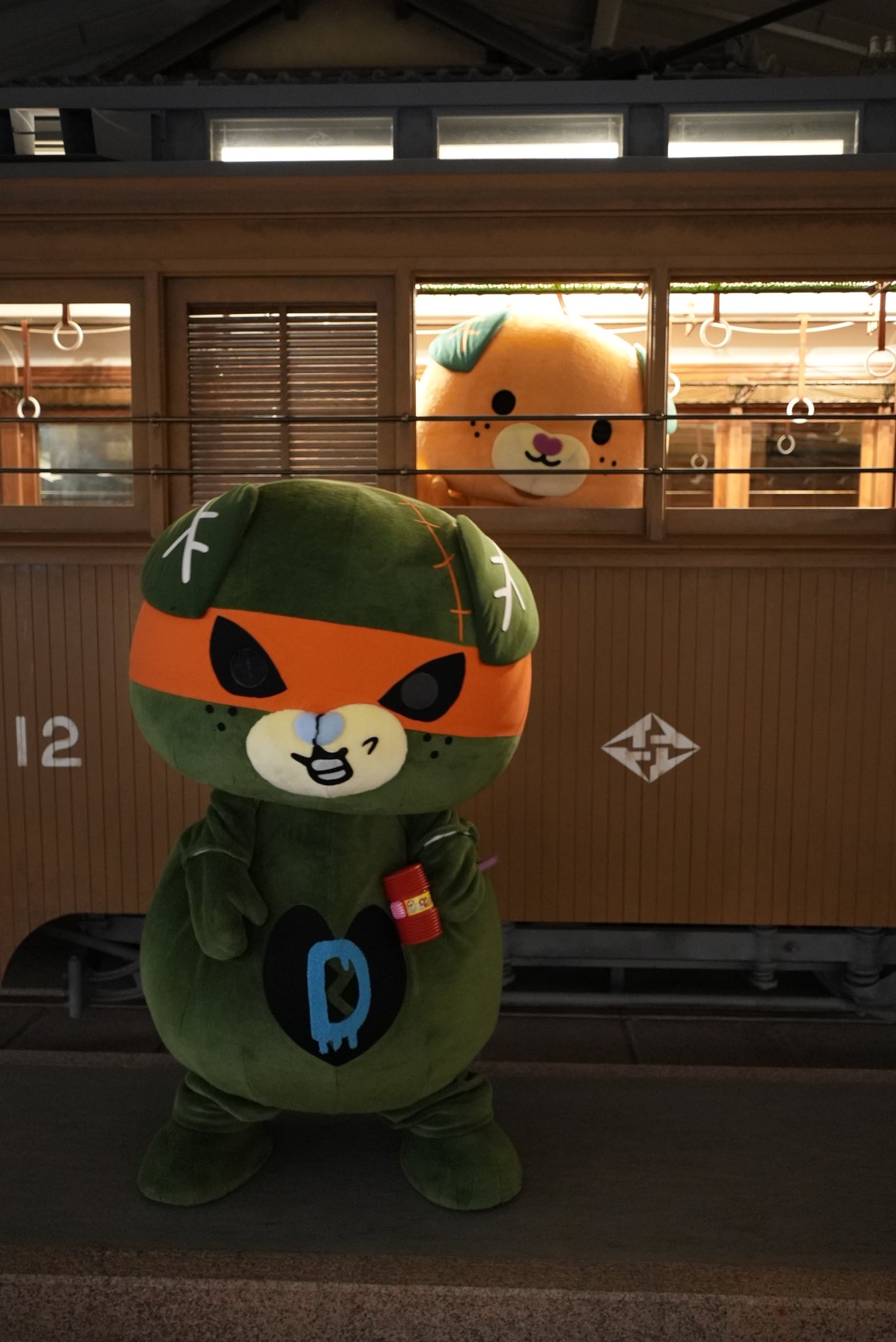 大注目 みきゃん【公式】《愛媛県イメージアップキャラクター Eye Care