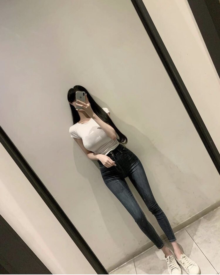 马来西亚约炮
真的不会介意胸小的人妻吗？
本人在寻找长期炮友，学生妹
长期联络为了安全，愿意私讯pm我的TG
#新加坡约炮 #马来西亚约炮