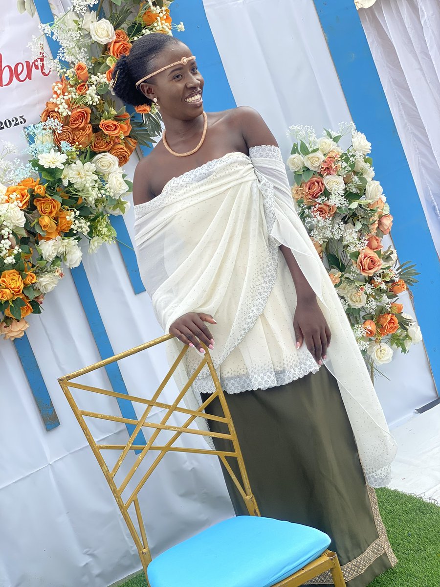 candleronah's tweet image. My Father had guests over the weekend , and I was the topic of discussion 🥳❤️🔥
Congratulation to me 🎈