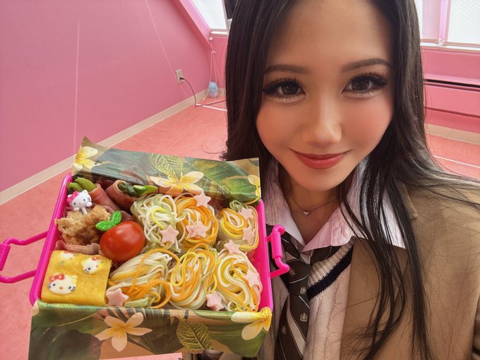SERINAのTwitter画像33