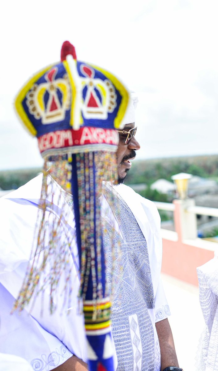 Lagospidia (@lagospidia) on Twitter photo H.I.M Oba Dr. Oyebamiji Gbadeshina Adedokun,
Alashe Oosha Agbaye of Badagry,
has CANCELLED the fake title “Obalefun Agbaye” claimed by Chinedu Rhodes-Vivour <a href="/GRVlagos/">Gbadebo Rhodes-Vivour</a>
That title was never valid.
Chinedu, stop chasing crowns that don’t belong to you.
Culture no be play-play. H.I.M Oba Dr. Oyebamiji Gbadeshina Adedokun,
Alashe Oosha Agbaye of Badagry,
has CANCELLED the fake title “Obalefun Agbaye” claimed by Chinedu Rhodes-Vivour <a href="/GRVlagos/">Gbadebo Rhodes-Vivour</a>
That title was never valid.
Chinedu, stop chasing crowns that don’t belong to you.
Culture no be play-play.