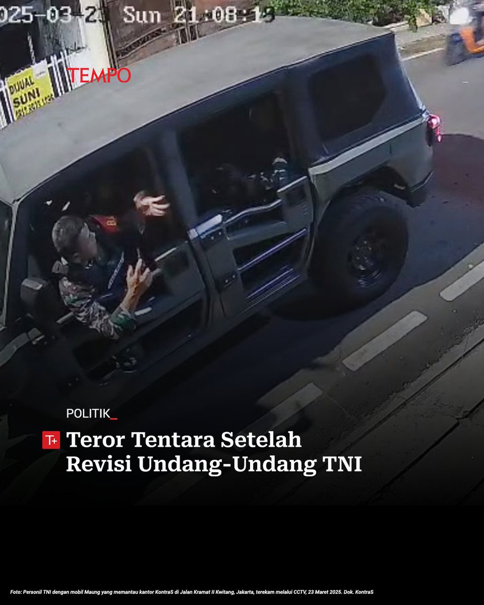 Teror terhadap penolak revisi UU TNI terus terjadi.

Tentara tak sungkan mendatangi para aktivis dan kampus. Mobil taktis tentara berulang kali menyatroni kantor Kontras. Sejumlah aktivis juga mengalami intimidasi dan peretasan.

#tempodotco #tempo #teror #penolak #revisi #UUTNI