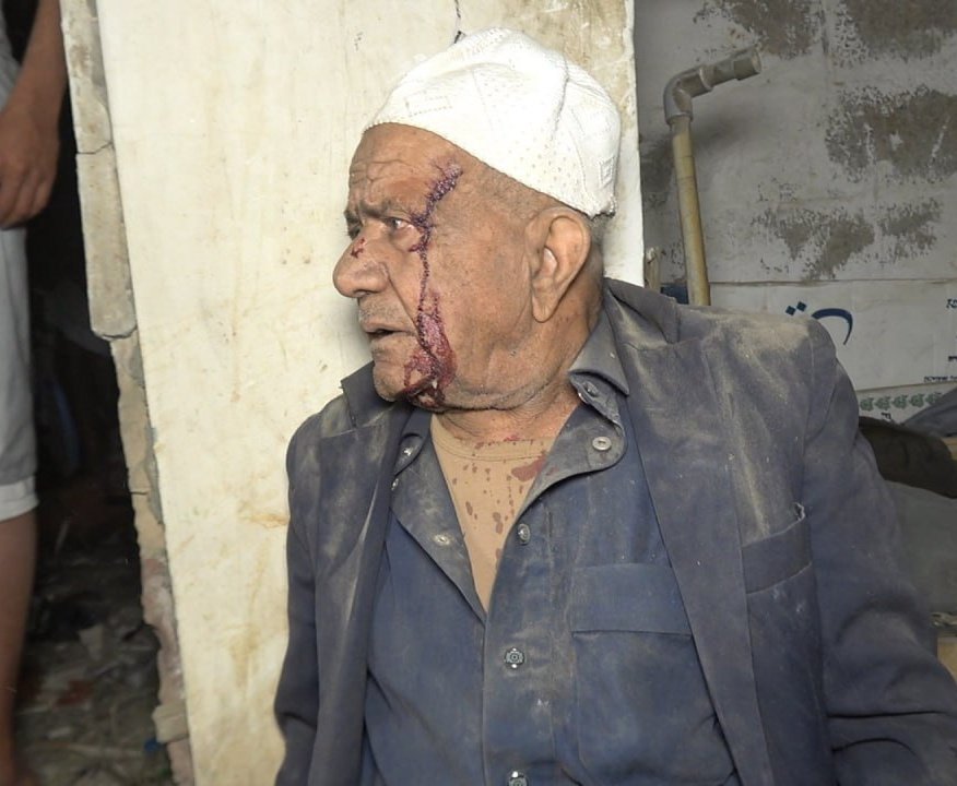 اليمن يضحي لاجل غزه ، والاعراب صم بكم.

نسأل الله النصر والتمكين