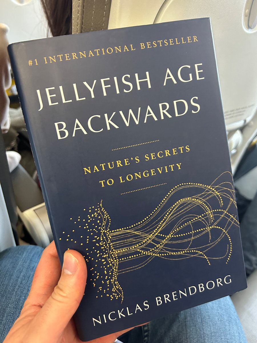 ManelEsteller's tweet image. Entertaining book about #aging and weird animals with unique #lifespan by Nicklas Brendborg @nbrendborg from @PenguinBooks