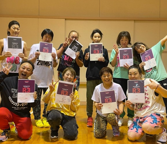 kanekozumba's tweet photo. ☀今日はやばい暑さですね... 😅
自分外歩くのだるいです😍そして、この状況の中でも ズンバの動画をアップ！☀
#kanekozumba #tokyozumba #yokohamazumba #saitamazumba #chibazumba #kanagawazumba #kantozumba #zumba #zumbajp #zumbajpn #zumbajapan https://t.co/vNJfN8e7FJ