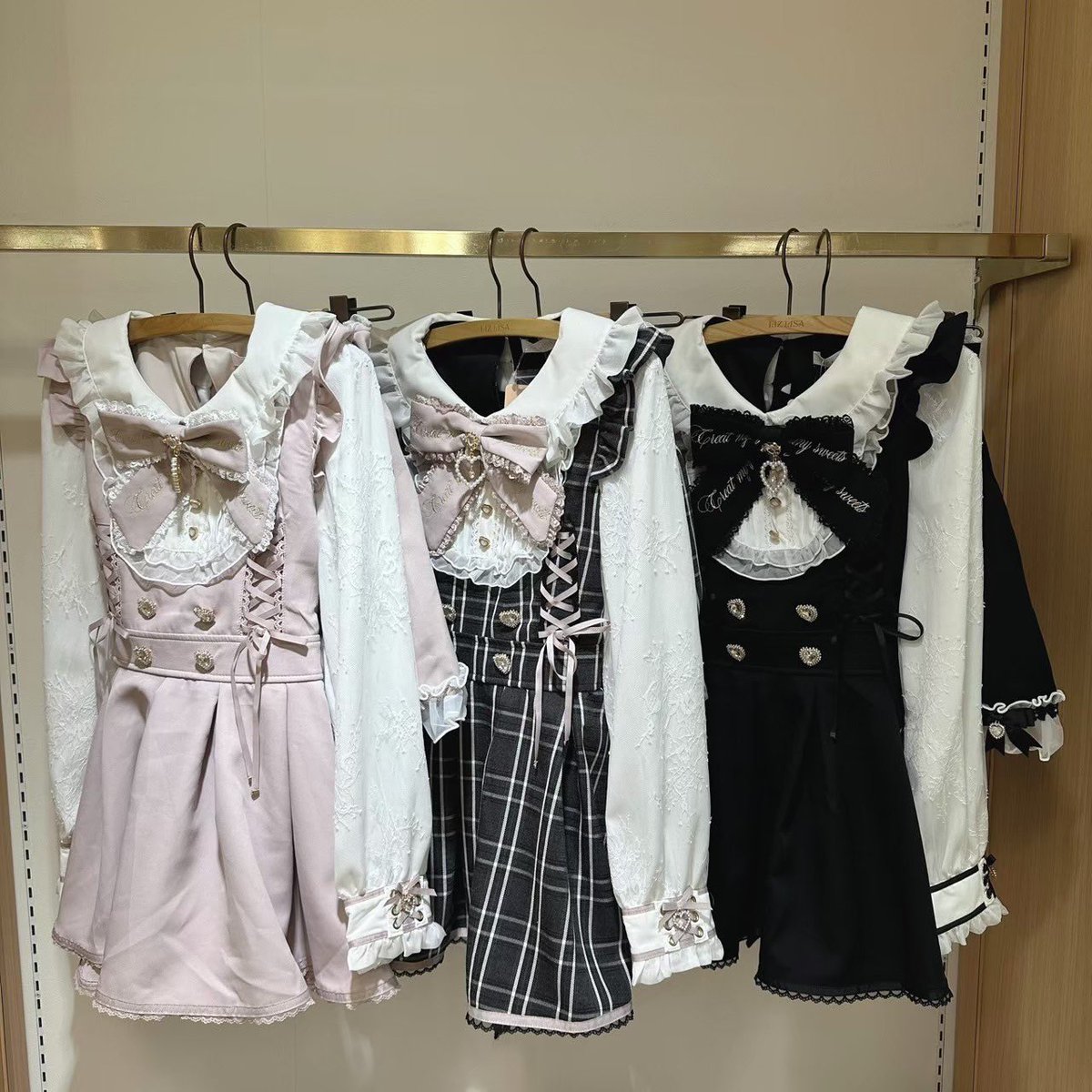 ❤︎ 𝐋𝐈𝐙 𝐋𝐈𝐒𝐀 近鉄Pass'e店 ❤︎ #フリルヨークリボン