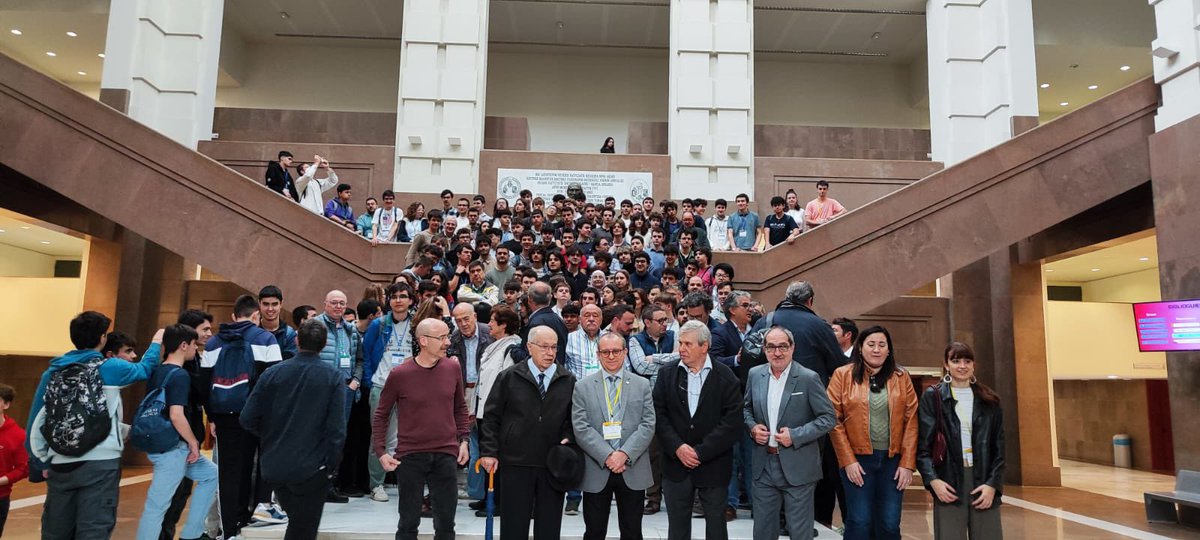 IES Isaac Newton tweet media