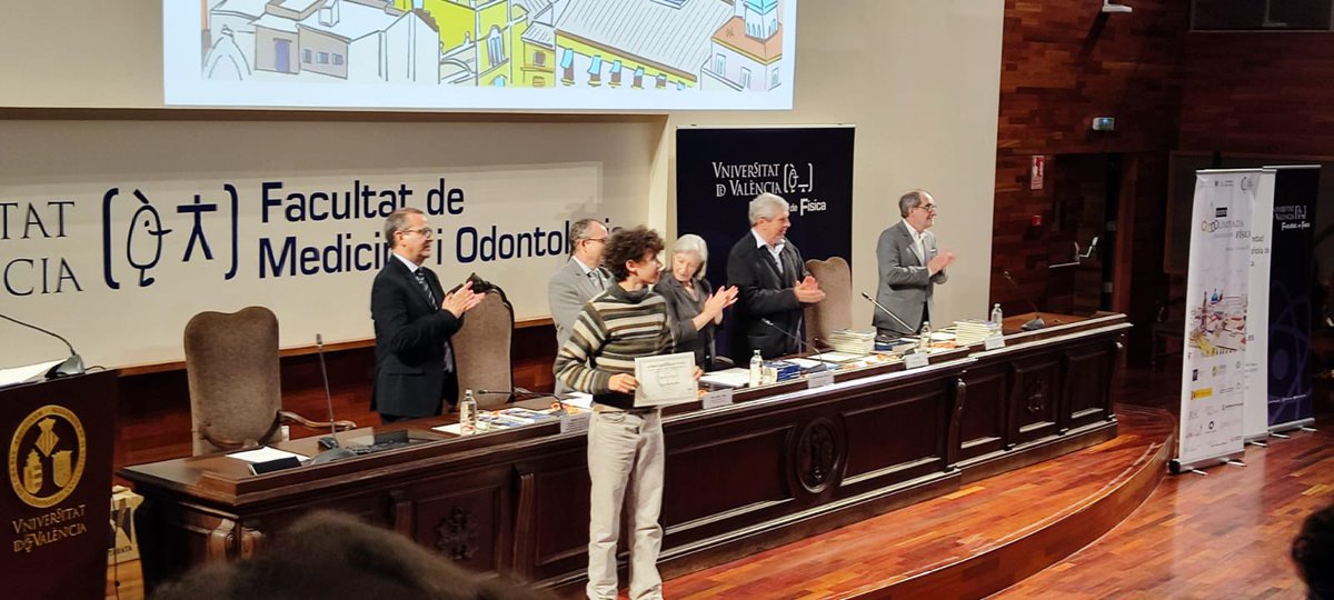 IES Isaac Newton tweet media