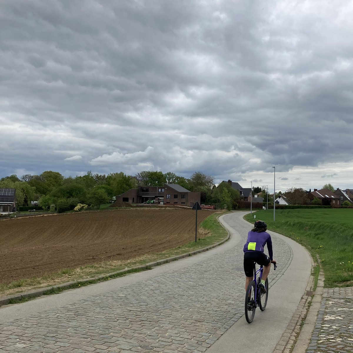 #vrtweer 14:10 <a href="/stadleuven/">Stad Leuven</a> Kessel-Lo