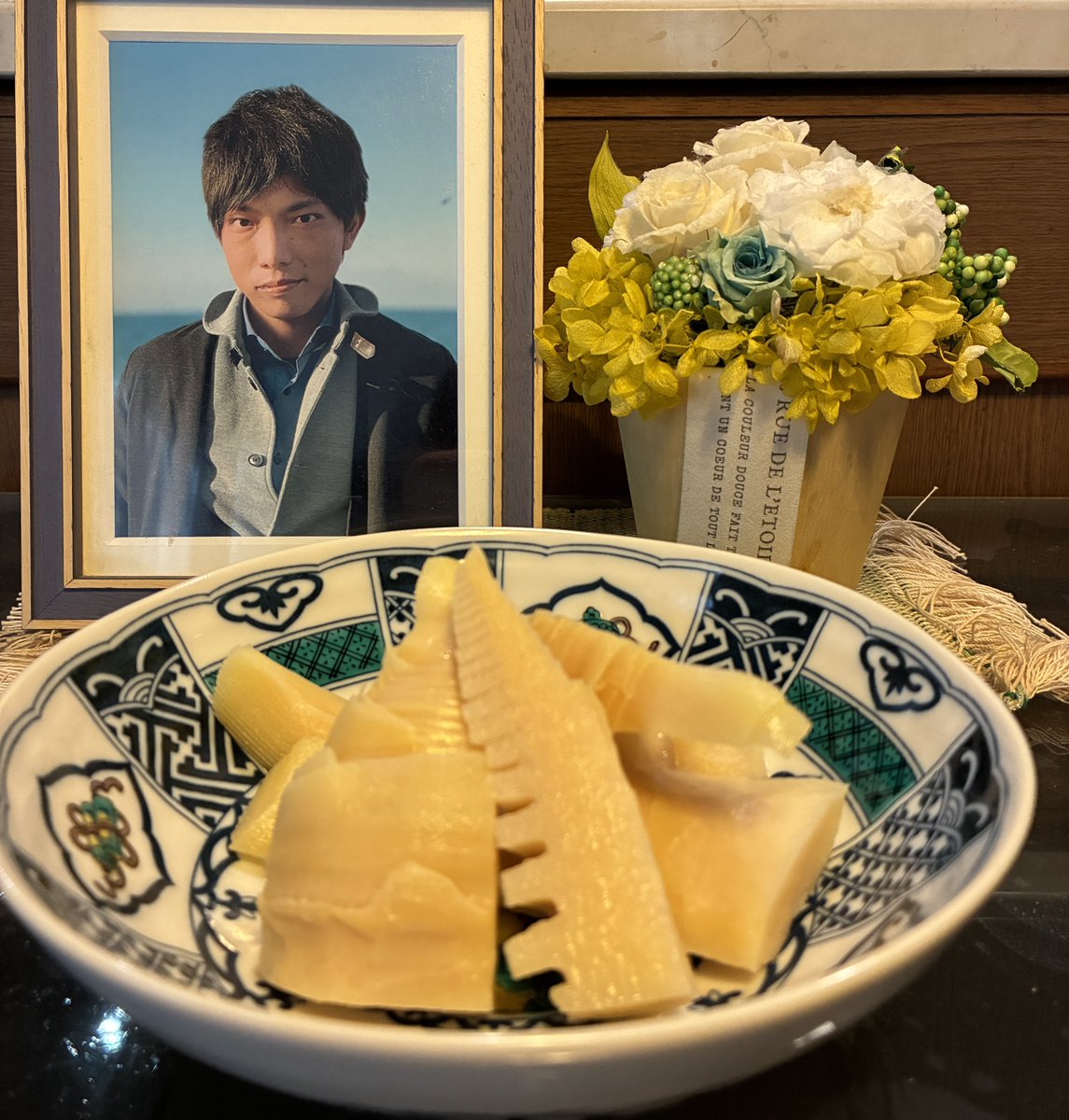 【雄也通信】
あっという間に新緑の季節になりましたね。先日フォロワーさんから立派なタケノコが届きました！ありがとうございます。
雄也はゆでたてを刺身のようにして食べたり、タケノコご飯も大好きでした😄