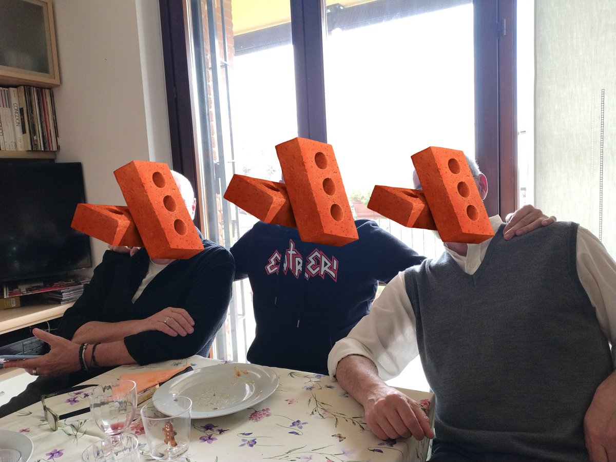 Neenees12 tweet picture