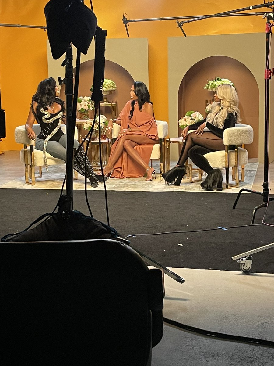 T.Mitchell tweet media