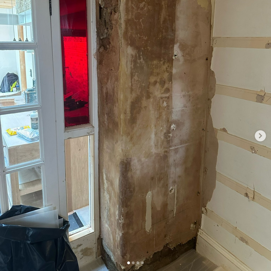 APGoochLtd's tweet photo. No job is too small ! Damp proofing in Hackney with @wykamolwaterproofing damp proofing products.

#apgooch #dampproofing #stokenewington https://t.co/0LgGGU7joY