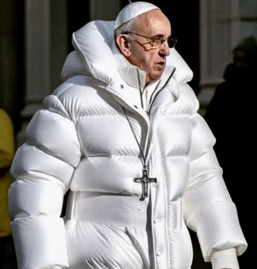 🇻🇦 Il Papa della speranza è stato anche un protagonista del dibattito mondiale sull’Intelligenza Artificiale! 🇻🇦
🙏 Grazie! Resta a noi la missione di proseguire nello stimolo ad un uso etico e positivo della tecnologia!  #VRAIlab #AI #PopeFrancis #PapaFrancesco #AIEthic