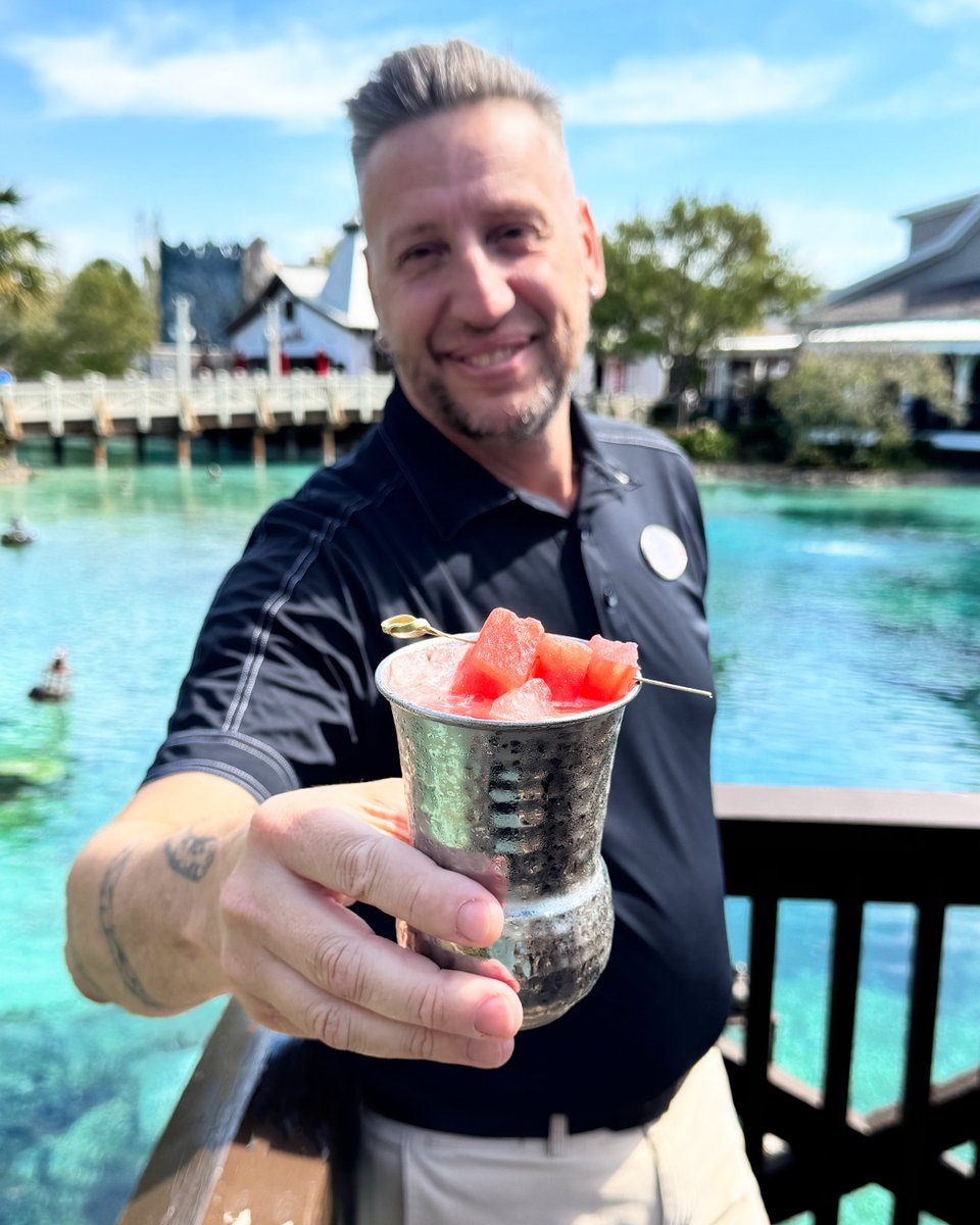 Homecomin' Florida Kitchen (@homecominfl) on Twitter photo 🎶 "Sipping on the dock of the bay, wastin' time!" 🍹
Whether you're looking to dine al fresco or just want to lounge by the lagoon with any one of our specialty cocktails, making your way to our outdoor patio is always the right play! 🎶 "Sipping on the dock of the bay, wastin' time!" 🍹
Whether you're looking to dine al fresco or just want to lounge by the lagoon with any one of our specialty cocktails, making your way to our outdoor patio is always the right play!