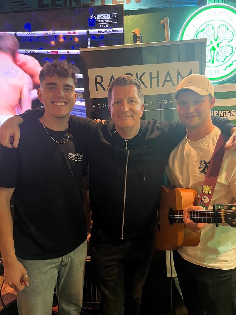 adrianclarkson's tweet photo. Crazy, mad, cool weekend with the Rackham lads here, there and everywhere!!! 🫶🏻 #AECMusic #Rackham #SpringChickensTour #SamBishop #TobyCreasey https://t.co/aX1rClM8qx