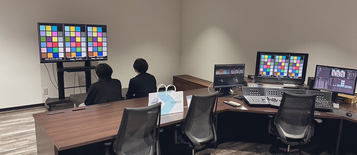 今日はイマジカさんのご厚意で、フィルムレコーディング勉強会を開催いただきました！

なぜ今フィルムに焼くのか？という問いに、技術と表現の両面からアンサーを得た。

スキャナーやフィルムの組み合わせによる表情の違いが本当に面白い。