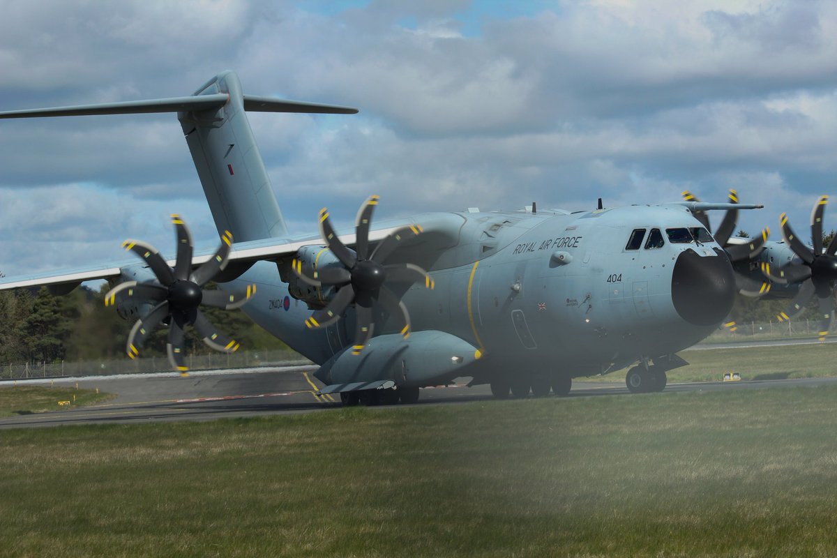 BlScottish's tweet photo. A400M at @EDI_Airport https://t.co/ksxOENOsxU